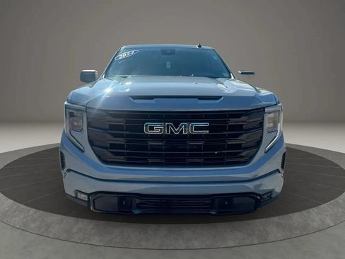 Used 2024 GMC Sierra 1500 Elevation w/ LPO, Elevation Black Package AWD/4WD image 14