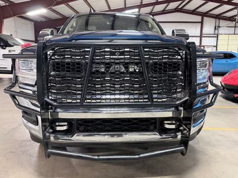 Used 2020 RAM 2500 Limited AWD/4WD image 12