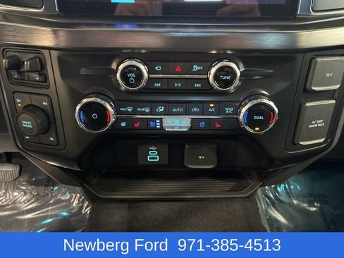 Used 2025 Ford F350 Lariat w/ Camper Package AWD/4WD image 24