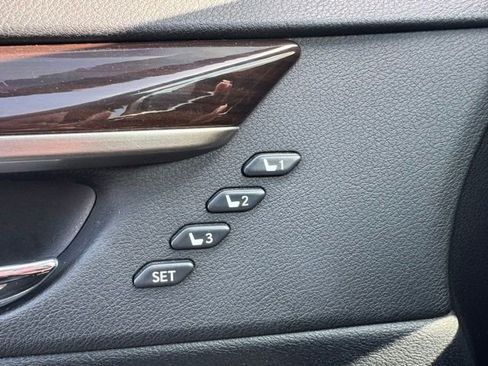 Used 2018 Lexus ES 350 w/ Luxury Package w/Wood Trim FWD image 14