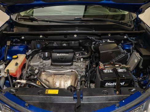 Used 2014 Toyota RAV4 XLE image 19