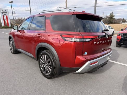 Certified 2023 Nissan Pathfinder SL w/ SL Premium Package image 7