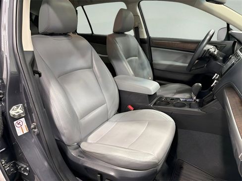 Used 2018 Subaru Outback 2.5i Limited image 15