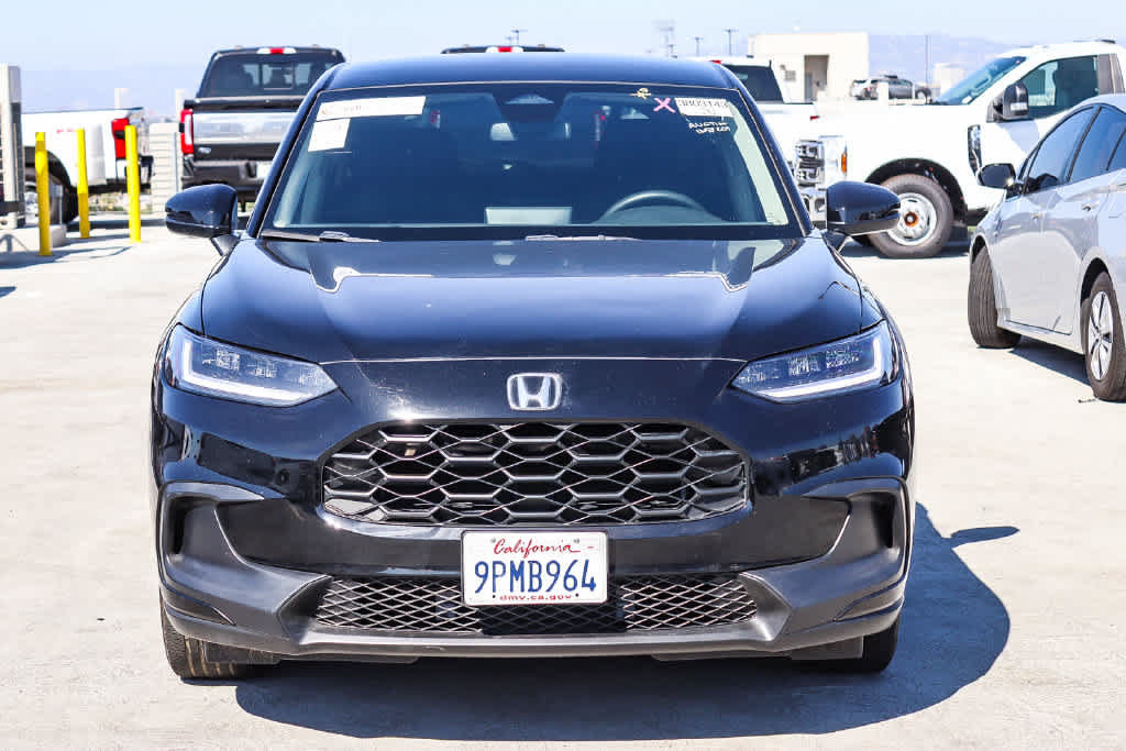 Used 2025 Honda HR-V LX image 2