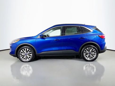 Used 2022 Ford Escape Titanium w/ Class II Trailer Tow Package AWD/4WD image 4