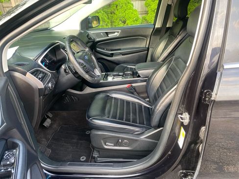 Used 2019 Ford Edge SEL w/ Equipment Group 201A AWD/4WD image 9