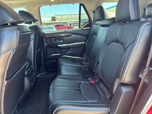 Certified 2024 Honda Pilot Elite image 11