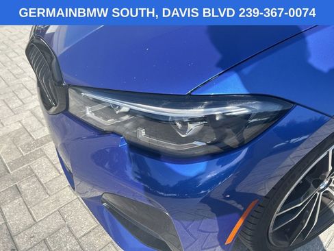 Used 2022 BMW 330i Sedan w/ M Sport Package RWD image 10