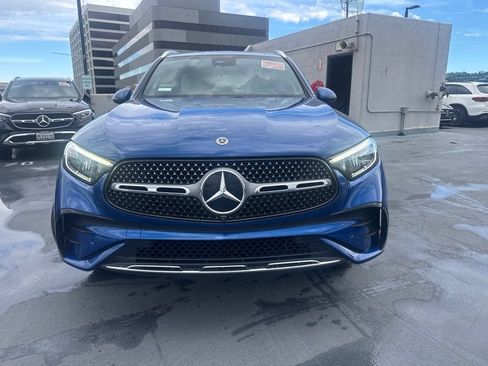 Used 2023 Mercedes-Benz GLC 300 image 2