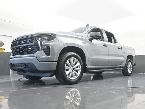 Used 2024 Chevrolet Silverado 1500 Custom image 57
