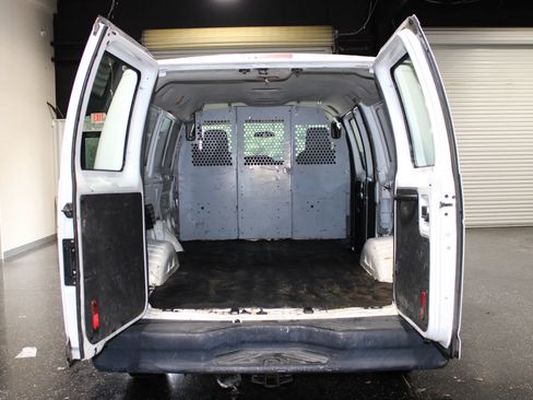 Used 2009 Ford E-150 and Econoline 150 RWD image 26