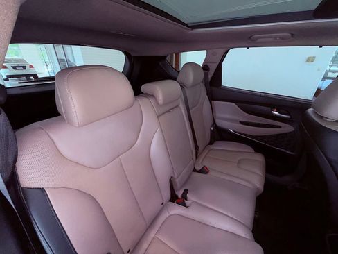 Used 2019 Hyundai Santa Fe FWD image 16