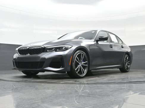 Used 2022 BMW M340i xDrive w/ Premium Package image 26