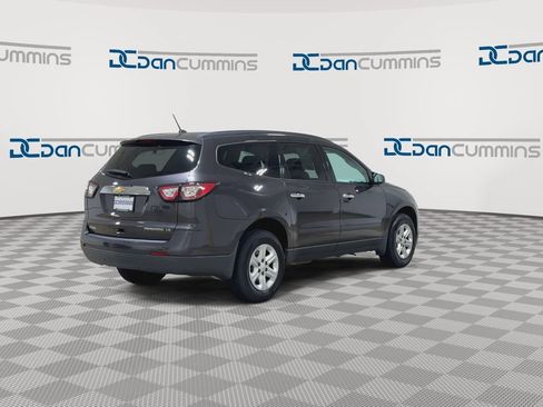 Used 2015 Chevrolet Traverse LS FWD image 8