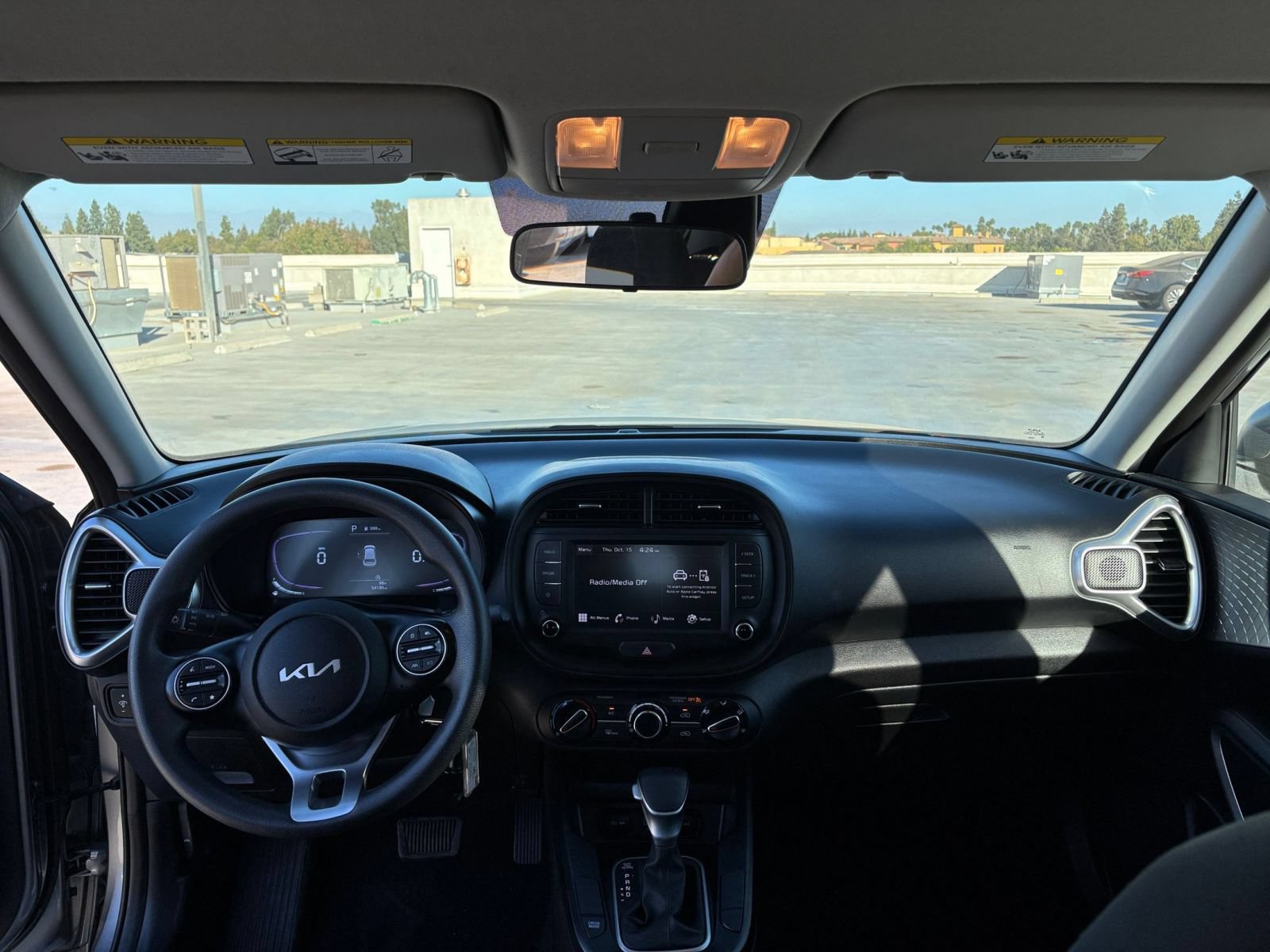 Used 2025 Kia Soul LX w/ LX Technology Package FWD image 30