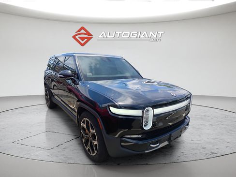 Used 2023 Rivian R1S Adventure Quad AWD/4WD image 5