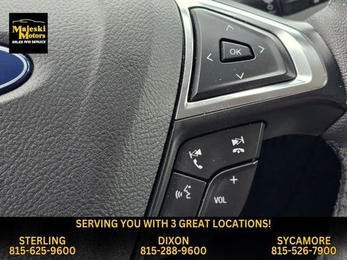 Used 2024 Ford Edge SEL image 36