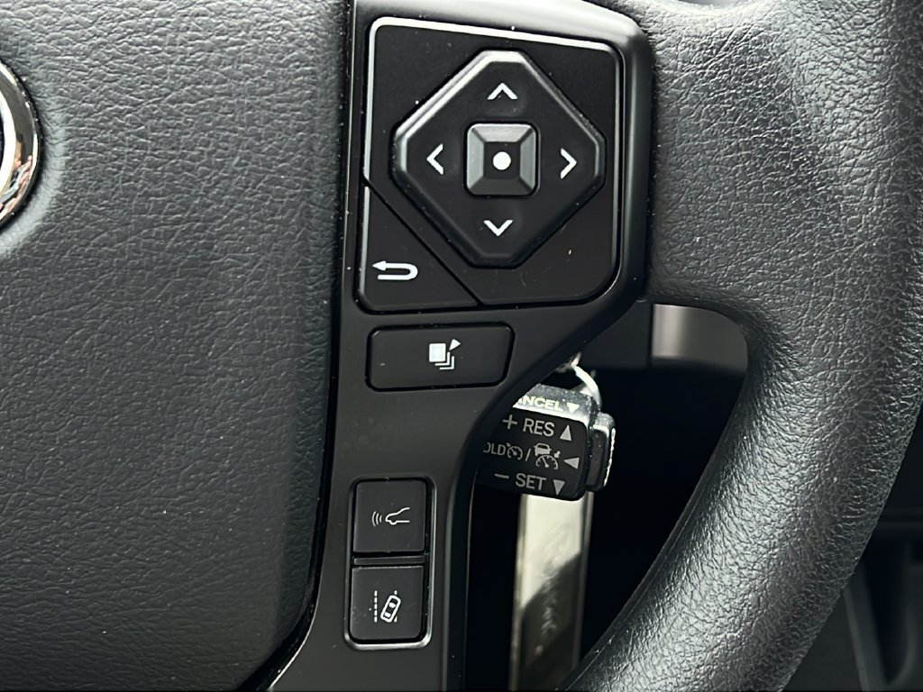 Used 2023 Toyota Tacoma SR AWD/4WD image 19