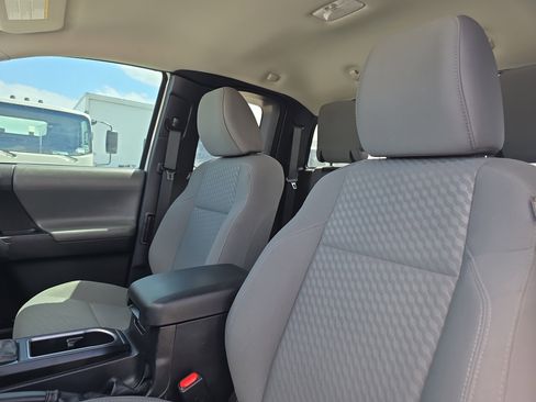 Used 2023 Toyota Tacoma SR RWD image 23