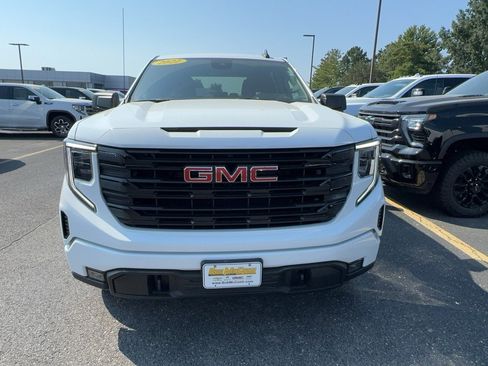 Certified 2022 GMC Sierra 1500 Elevation w/ X31 Off-Road Package AWD/4WD image 9