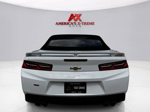 Used 2016 Chevrolet Camaro SS RWD image 4