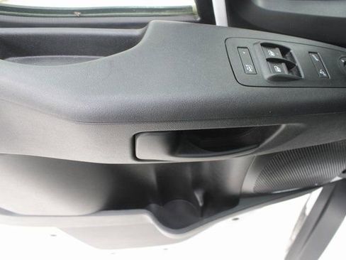 Used 2025 RAM ProMaster 2500 w/ Convenience Group image 13
