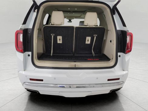 Used 2022 GMC Acadia Denali w/ Denali Ultimate Package image 15
