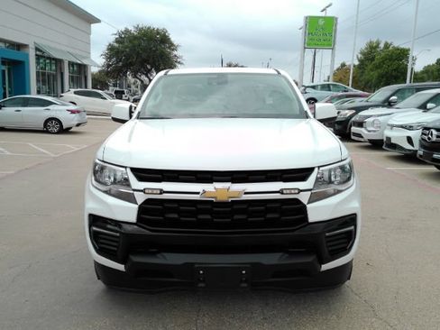 Used 2021 Chevrolet Colorado LT w/ Fleet Safety Package RWD image 2