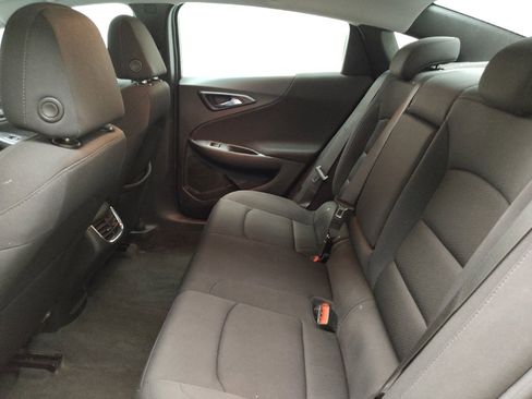 Used 2023 Chevrolet Malibu LT FWD image 18