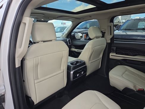 Used 2019 Ford Expedition Platinum AWD/4WD image 45
