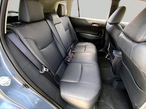 Certified 2026 Toyota Corolla Cross XLE FWD image 19