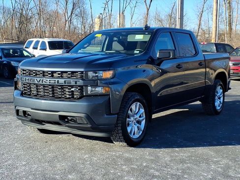 Used 2021 Chevrolet Silverado 1500 Custom w/ LPO, Dark Essentials Package image 2