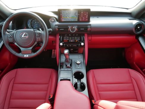 Used 2024 Lexus IS 500 image 10