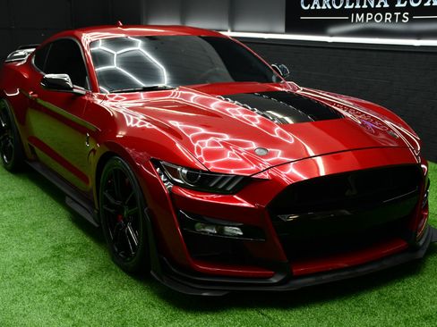 Used 2020 Ford Mustang Shelby GT500 w/ Handling Package image 5