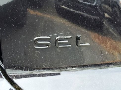 New 2026 Volkswagen Atlas Cross Sport SEL R-Line AWD/4WD image 7