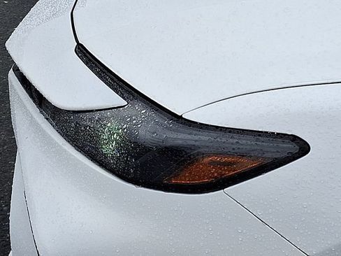 Used 2025 Toyota Camry SE image 30