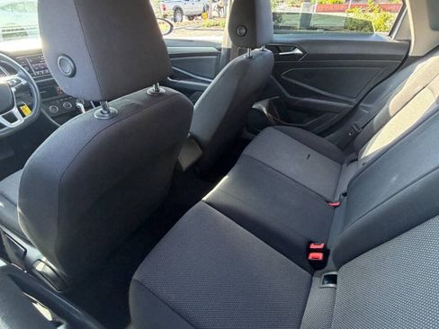 Used 2021 Volkswagen Jetta S FWD image 9