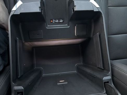 Used 2023 GMC Sierra 1500 SLT w/ SLT Premium Package image 22