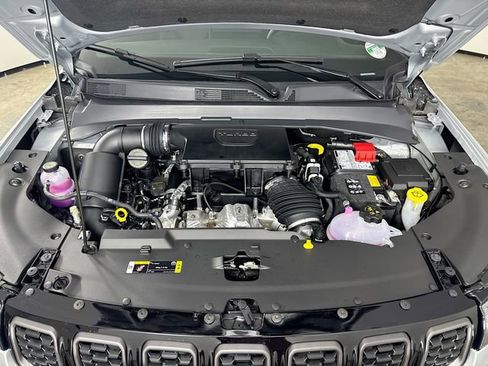New 2026 Jeep Compass Latitude AWD/4WD image 29