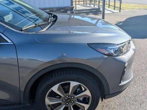 Used 2024 Ford Escape Platinum image 13