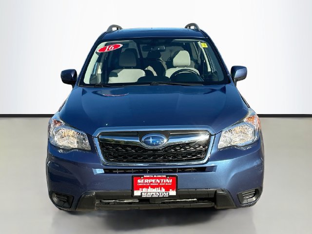 Used 2016 Subaru Forester 2.5i Premium w/ All-Weather Package AWD/4WD image 3