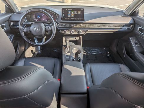 Used 2022 Honda Civic Touring image 31