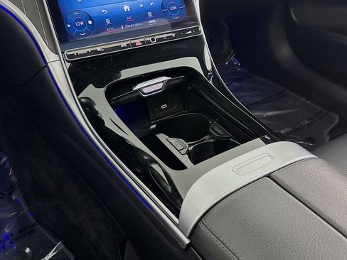 Certified 2023 Mercedes-Benz C 300 4MATIC Sedan image 7