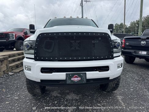 Used 2018 RAM 3500 Laramie w/ Sport Appearance Group AWD/4WD image 4