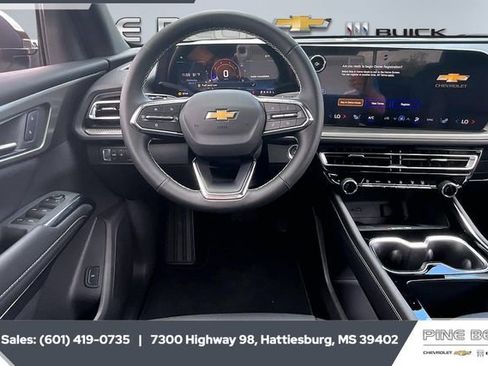 New 2026 Chevrolet Traverse LT w/ Driver Confidence Package image 5