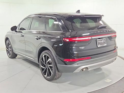 Used 2023 Lincoln Corsair Reserve image 6