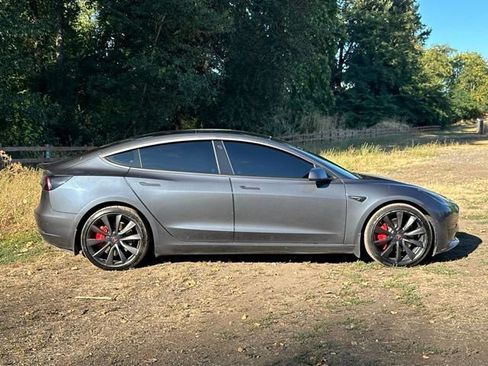Used 2020 Tesla Model 3 Performance AWD/4WD image 10