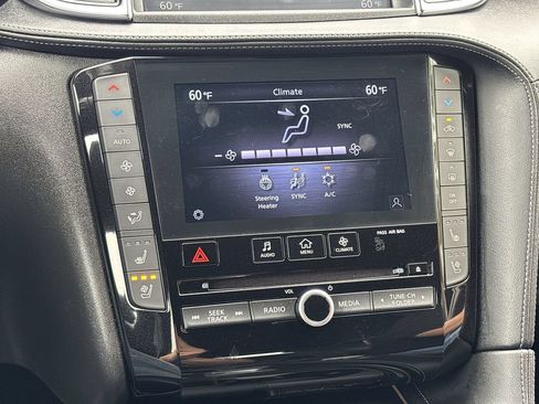 Certified 2025 INFINITI QX50 Sport w/ Cargo Package AWD/4WD image 17