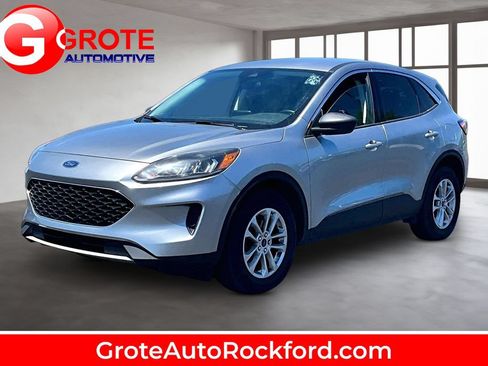 Used 2022 Ford Escape SE w/ Cold Weather Package AWD/4WD image 1