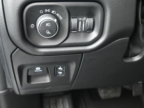 New 2026 RAM 1500 2WD Crew Cab image 21